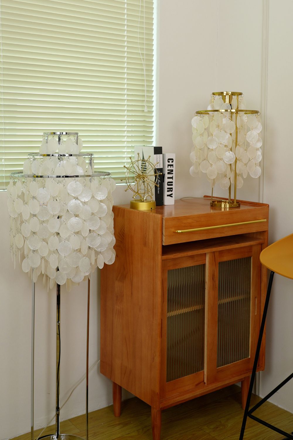 FUN 2 Shell Table Lamp - view 10 | morylighting