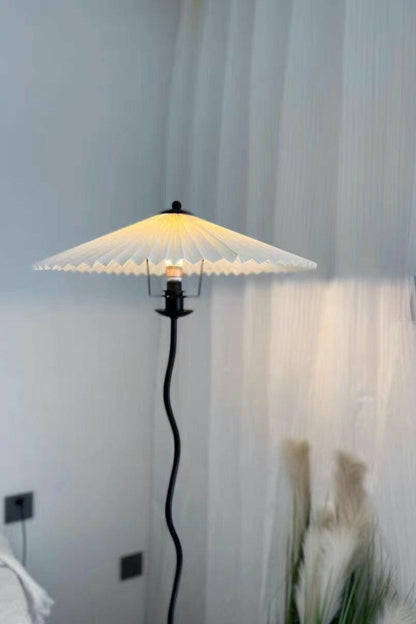 Squiggle Floor Lamp - morylighting