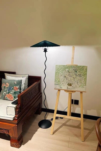 Squiggle Floor Lamp - morylighting
