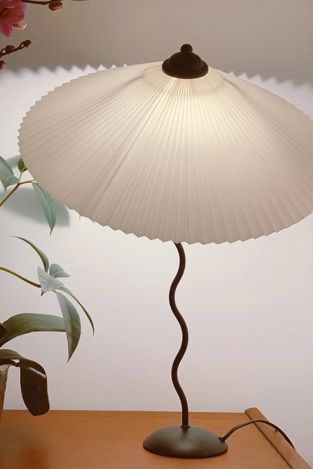 Squiggle Floor Lamp - morylighting