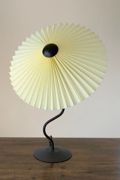 Squiggle Table lamp - morylighting