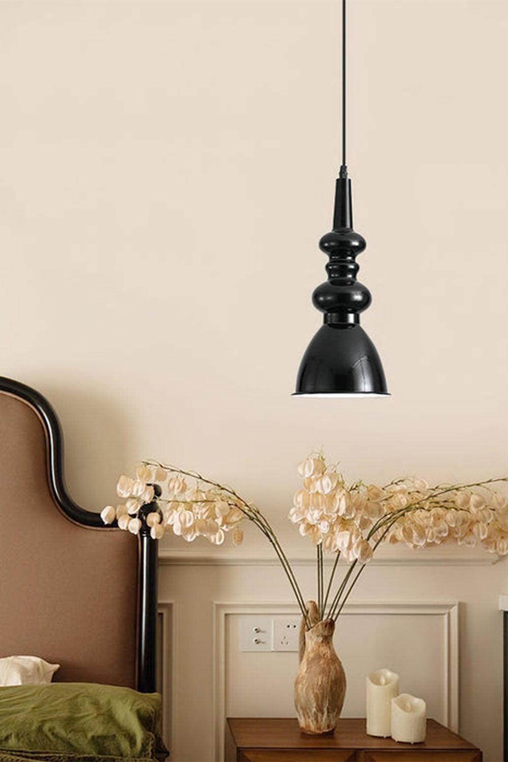 Svelte Noir Pendant Light - view 4 | morylighting