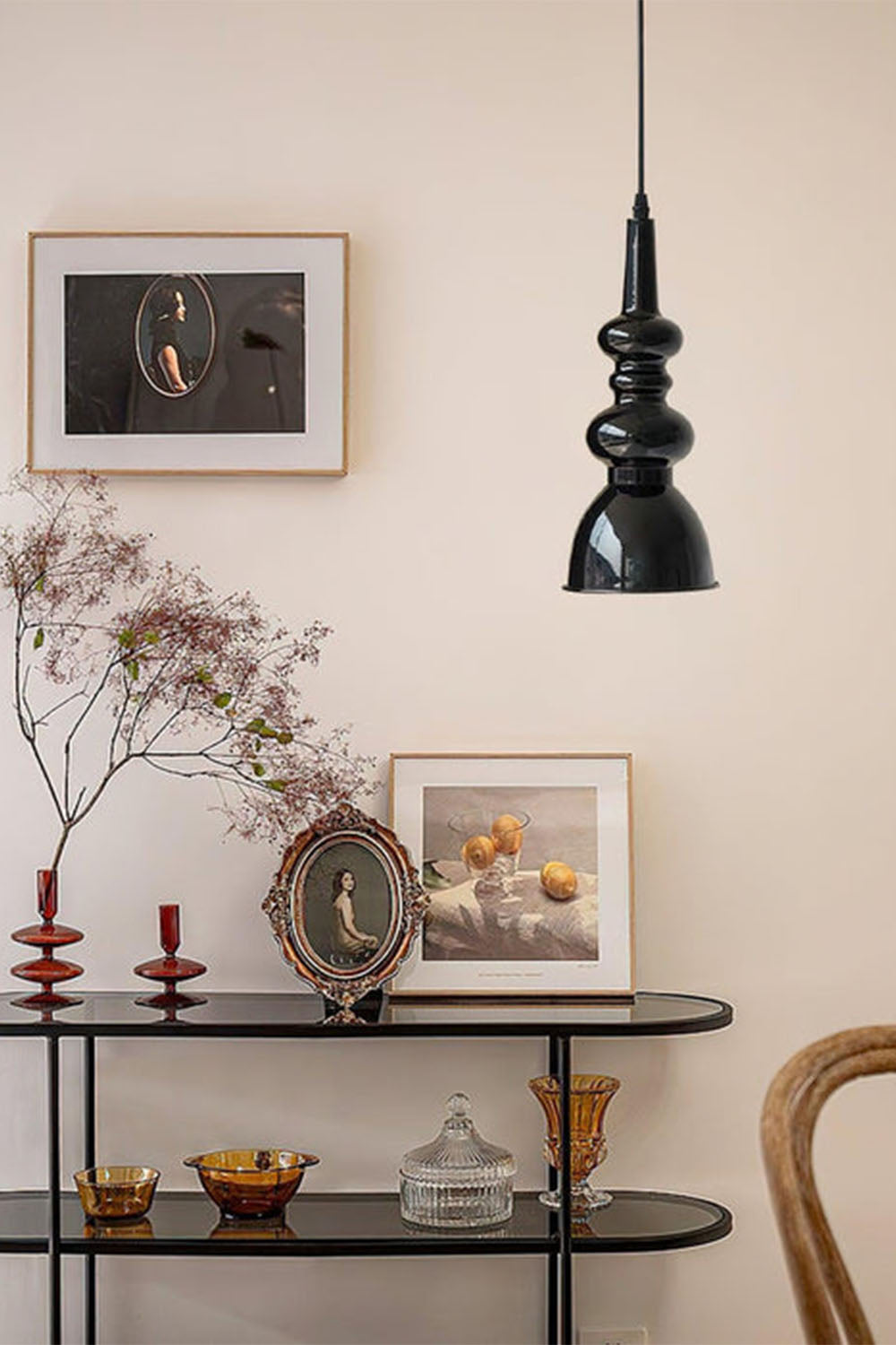 Svelte Noir Pendant Light - view 3 | morylighting