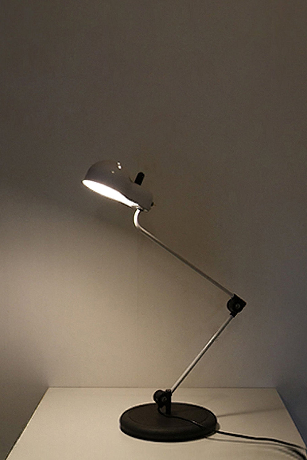 TOPO BASE TABLE LAMP - morylighting