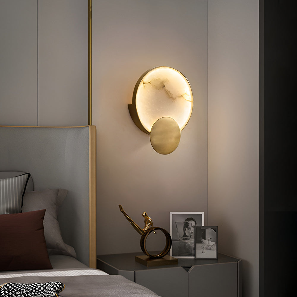 Terra Svet Alabaster Wall Lamp