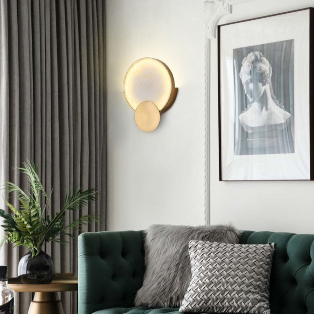 Terra Svet Alabaster Wall Lamp
