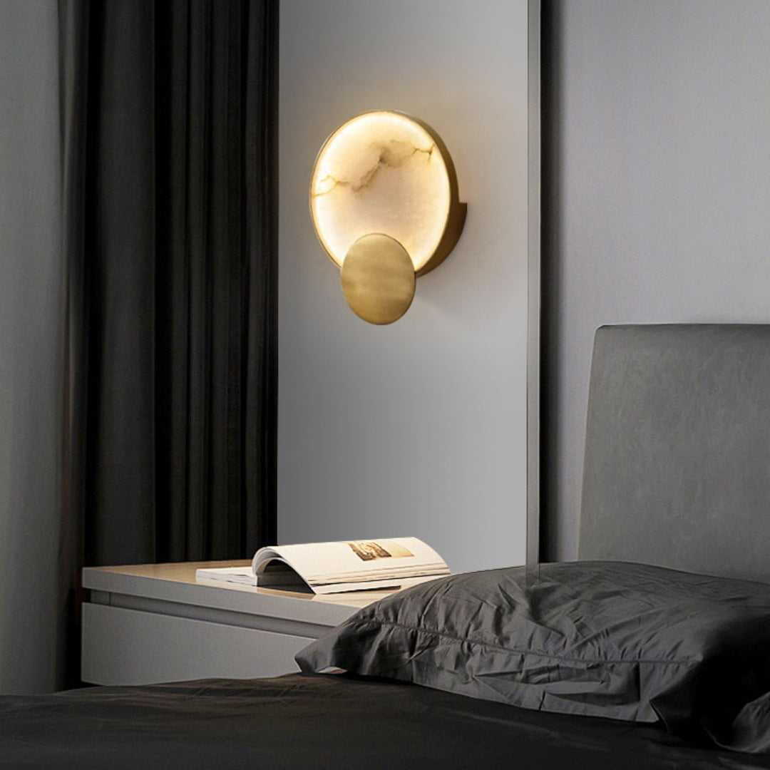 Terra Svet Alabaster Wall Lamp