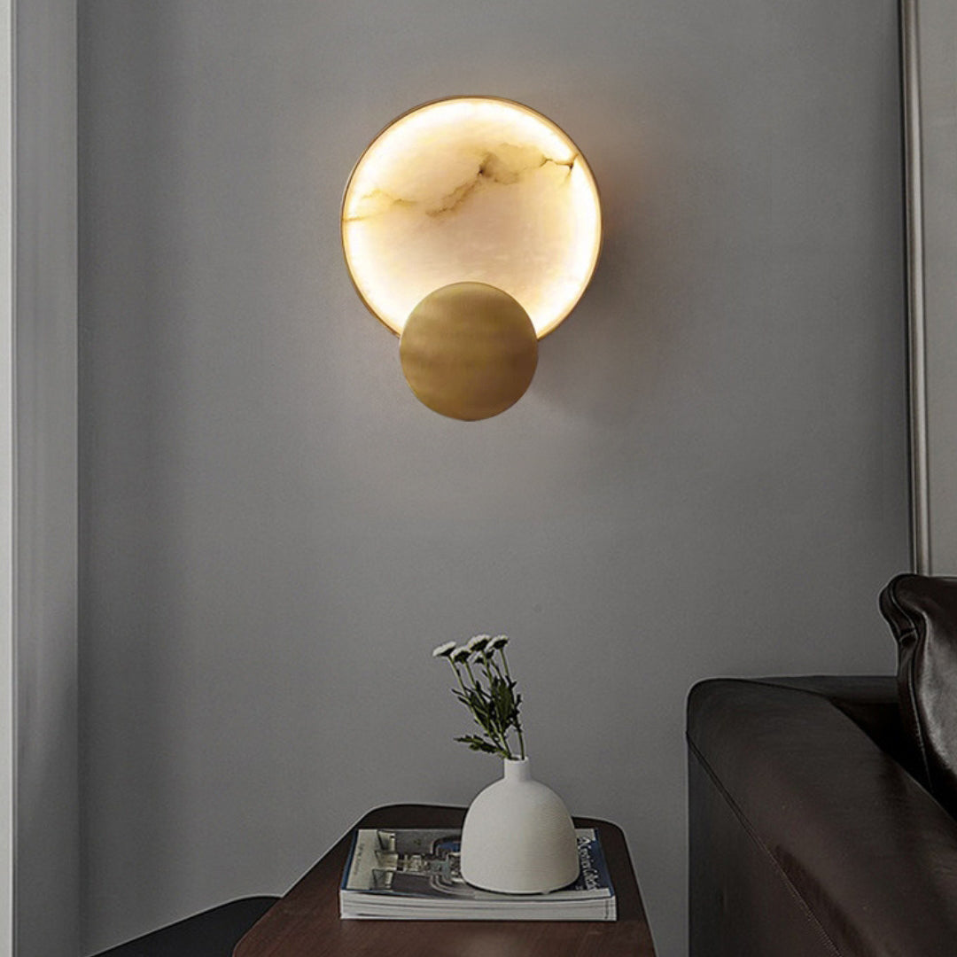 Terra Svet Alabaster Wall Lamp