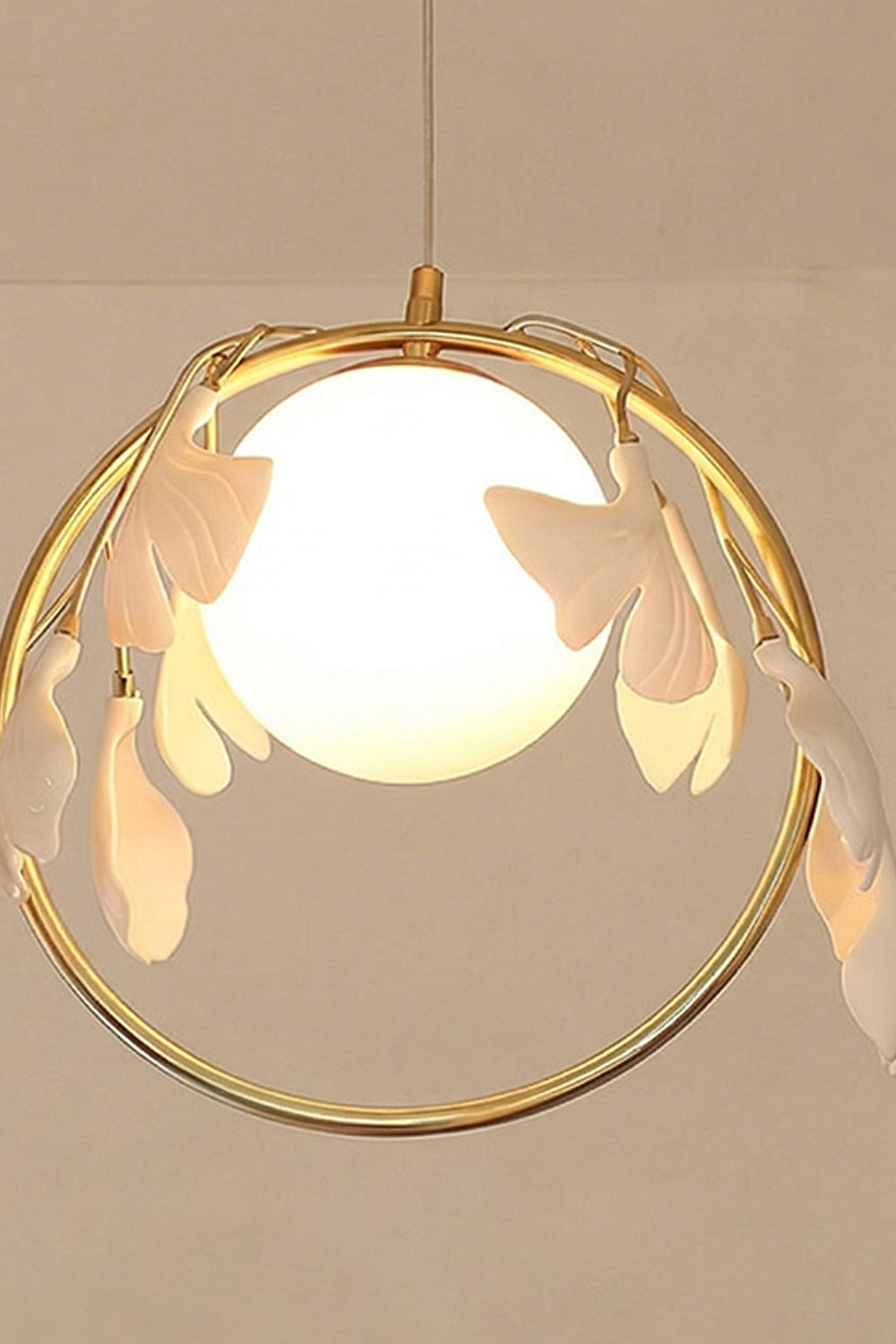 The Golden Gingko Halo Pendant Light | detail | vexa lamps