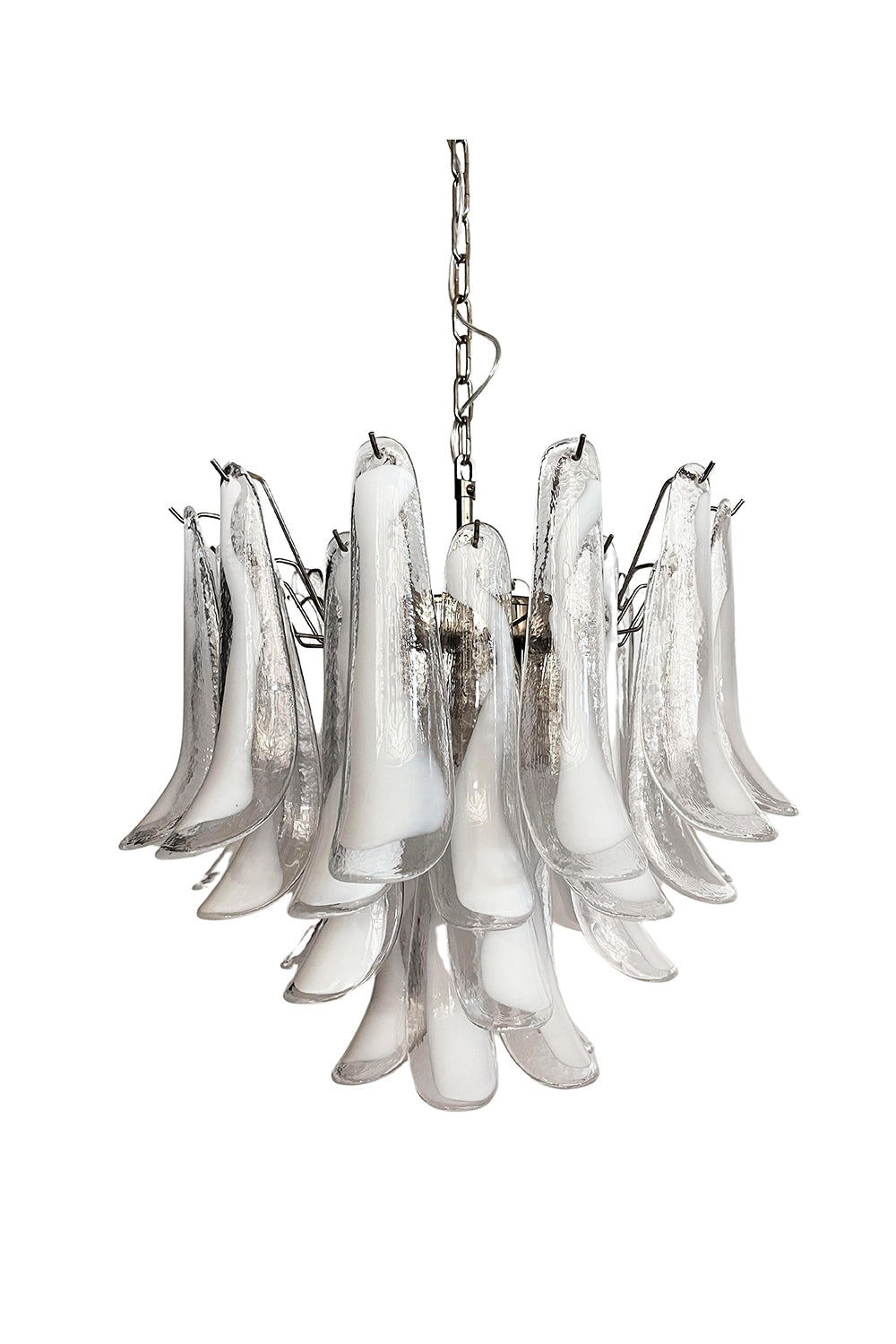 Art Tiered White Petals Chandelier | morylighting