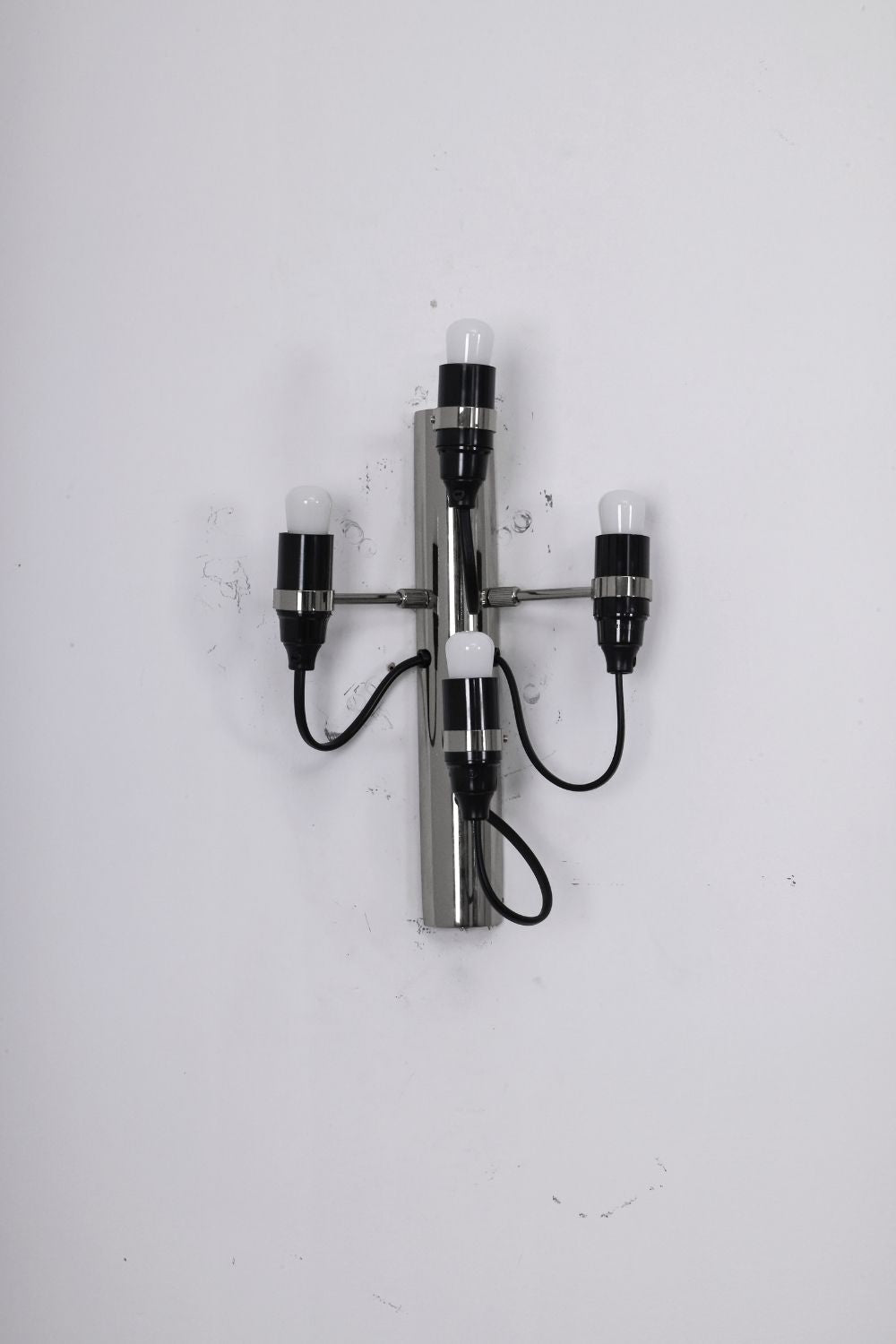 Traditional Mid-century 2097 Wall Lamp - view 4 | morylighting