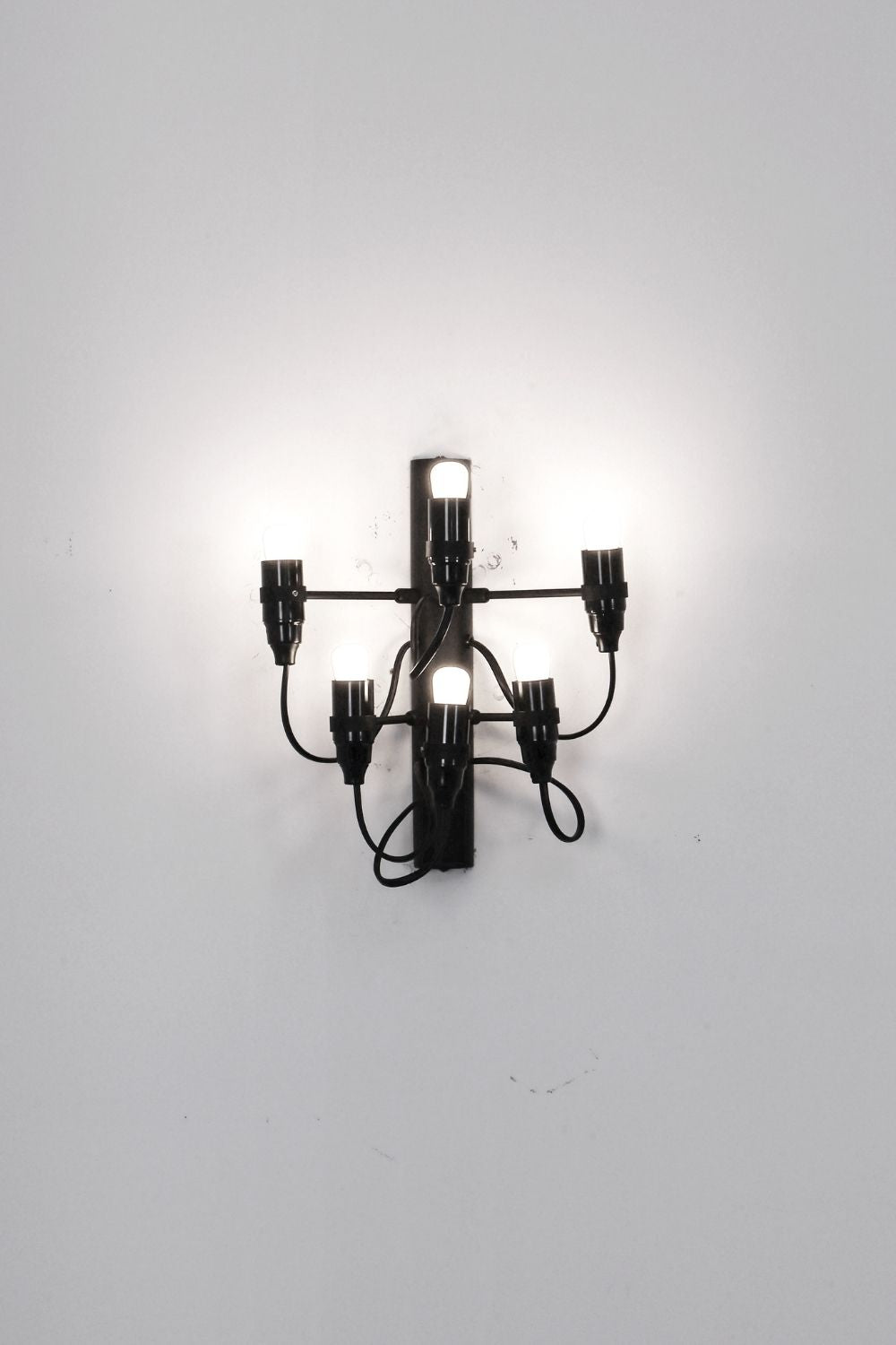 Traditional Mid-century 2097 Wall Lamp - view 8 | morylighting