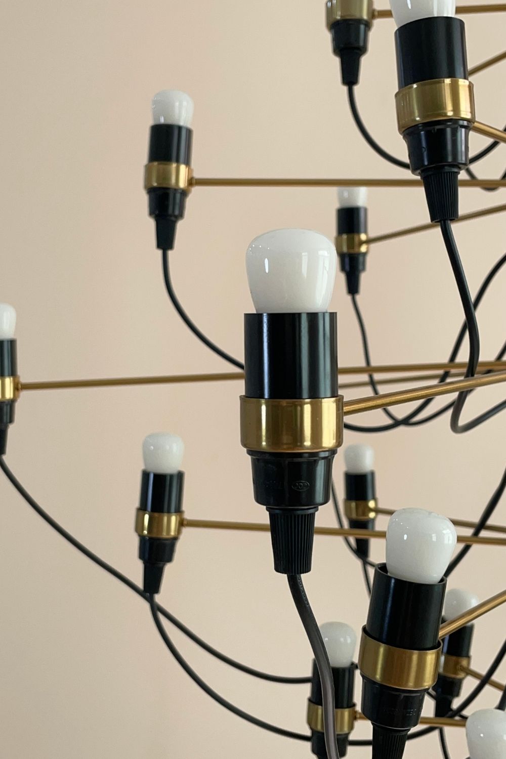 Traditional Mid-century 2097 Chandelier - view 28 | morylighting