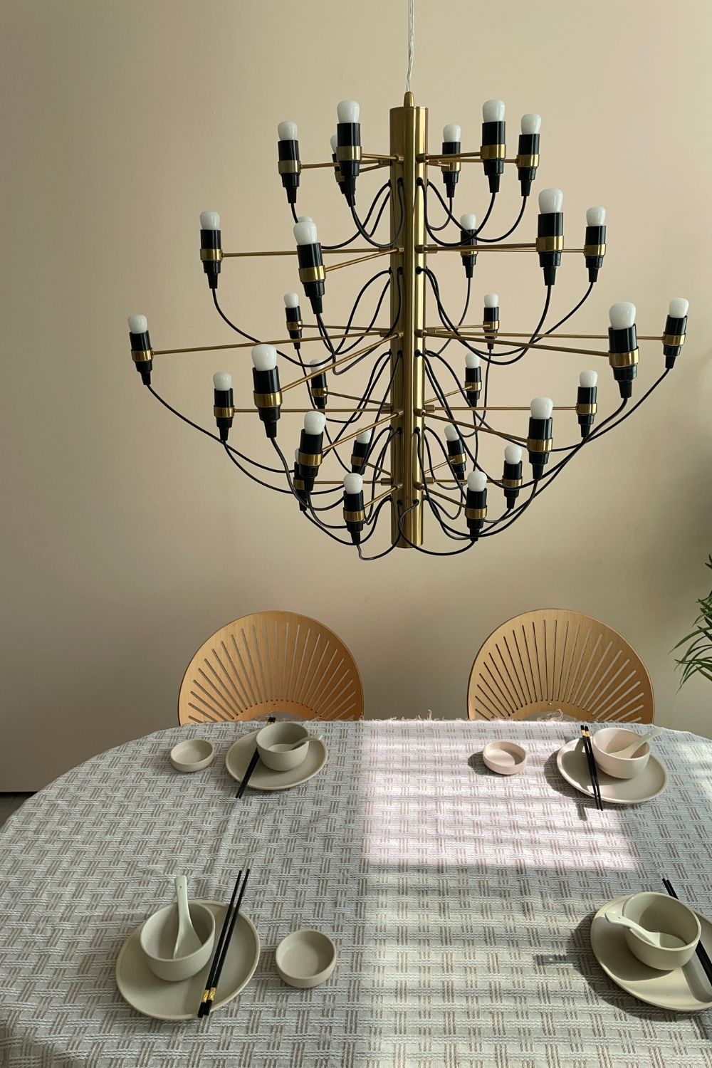 Traditional Mid-century 2097 Chandelier - view 30 | morylighting