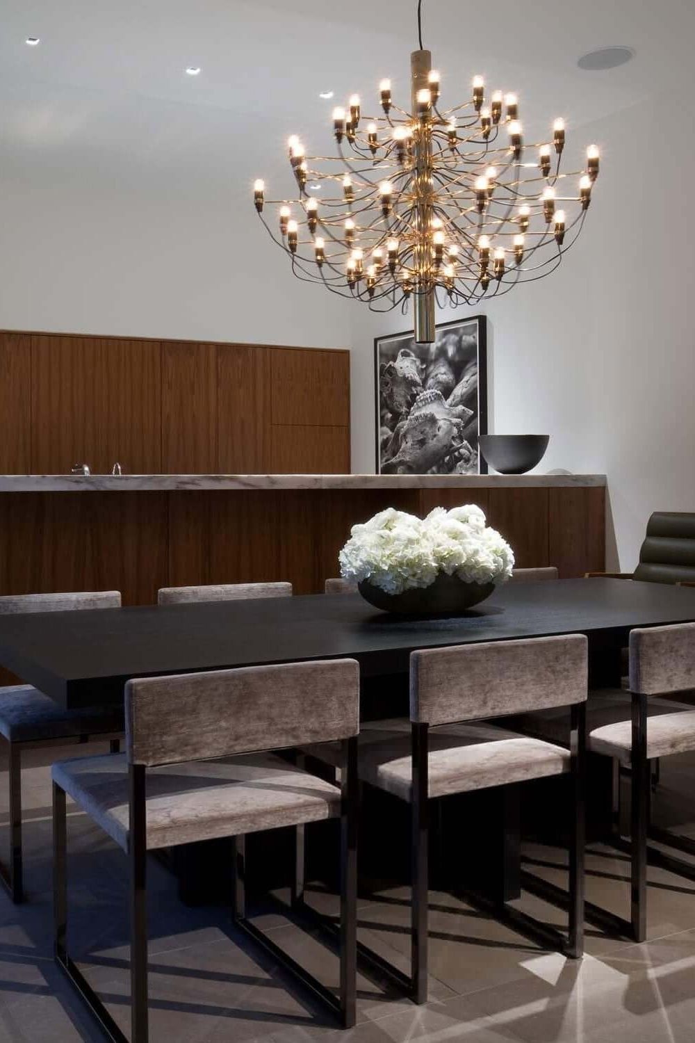 Traditional Mid-century 2097 Chandelier - view 9 | morylighting