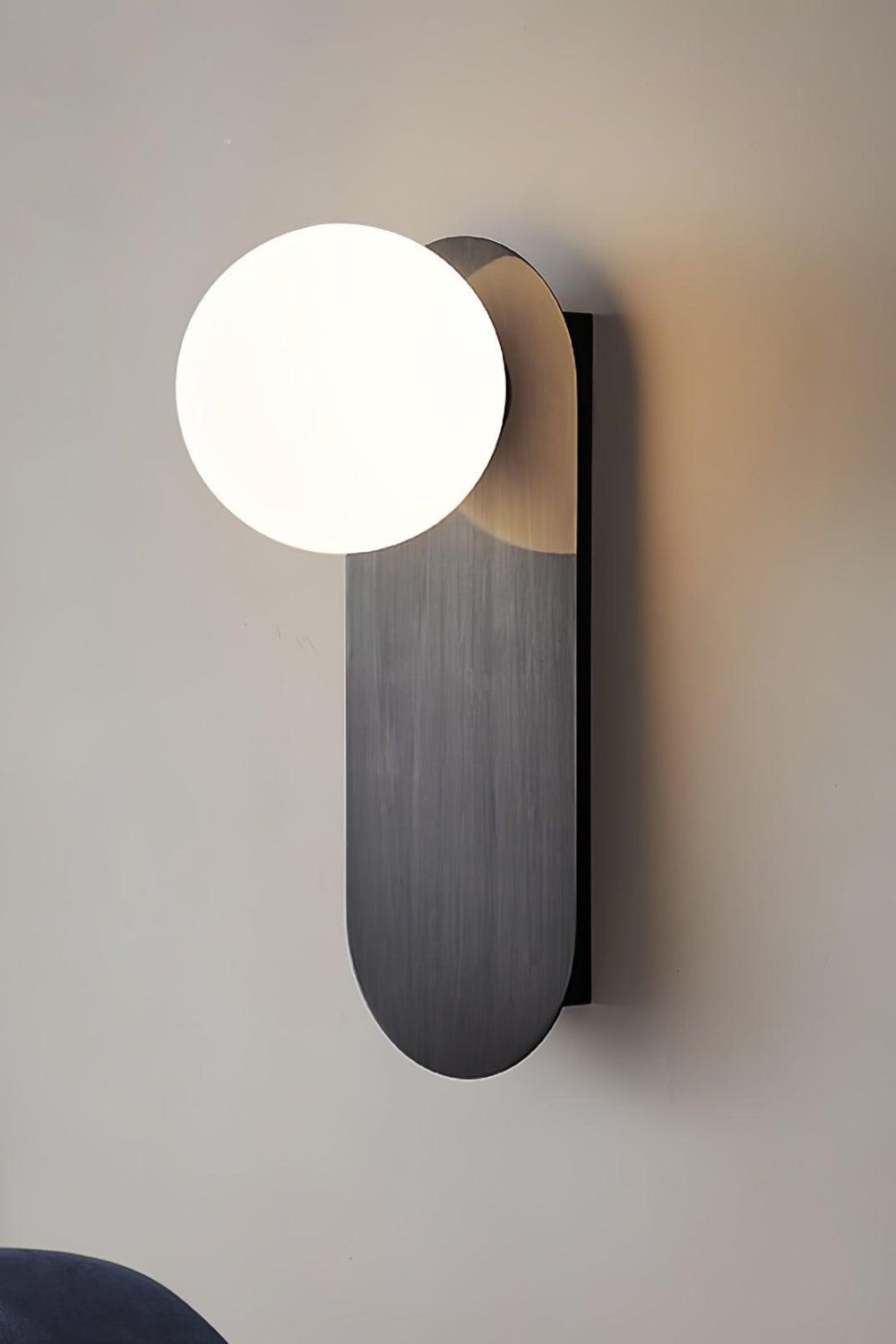 Flat Base Globe Sconce - morylighting