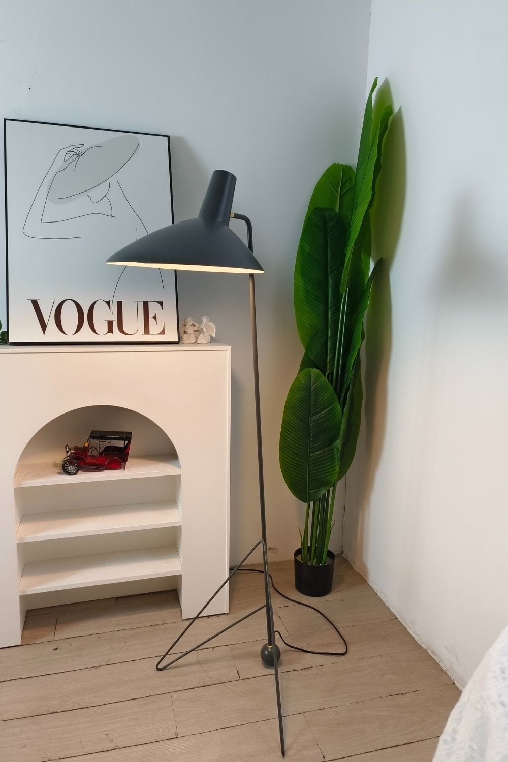 Tripod HM8 Floor lamp - view 10 | morylighting