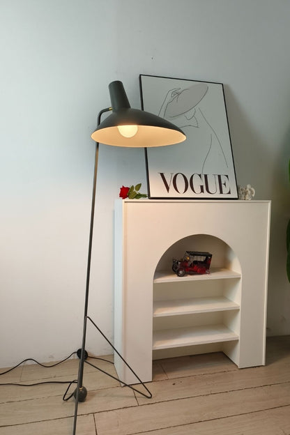 Tripod HM8 Floor lamp - view 3 | morylighting