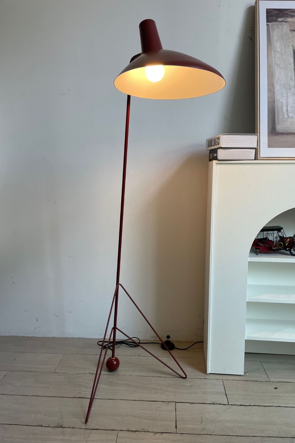 Tripod HM8 Floor lamp - view 2 | morylighting