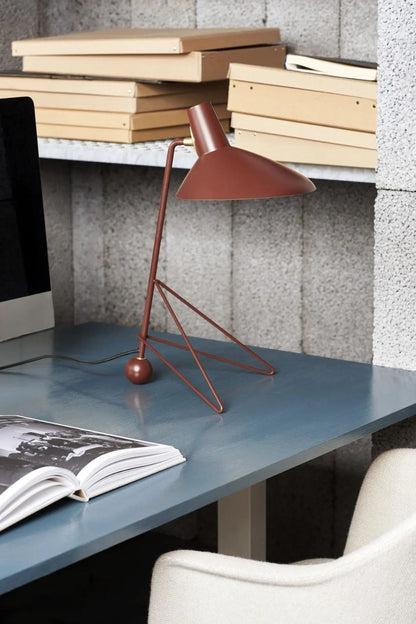 Tripod HM9 Table Lamp - morylighting