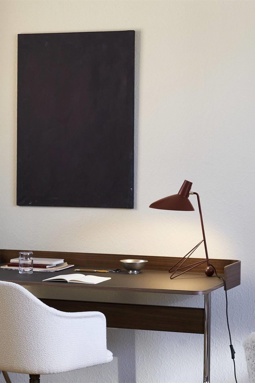 Tripod HM9 Table Lamp - morylighting