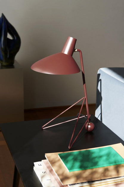 Tripod HM9 Table Lamp - morylighting