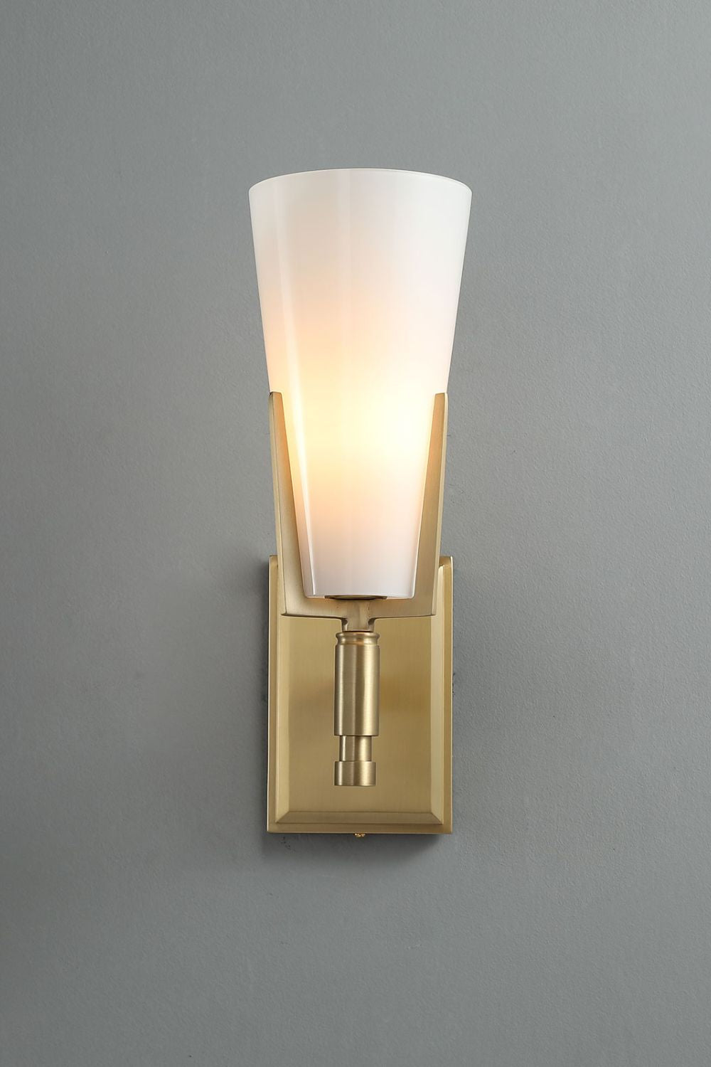 Upton Wall Lamp - morylighting