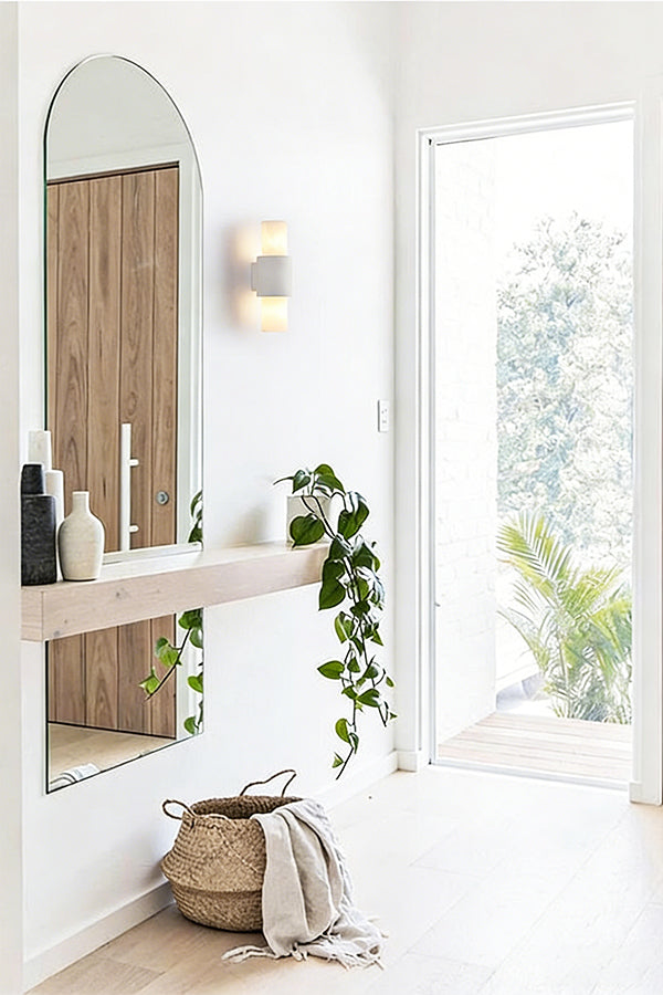 Vertical Alabaster Wall Sconce - view 14 | morylighting