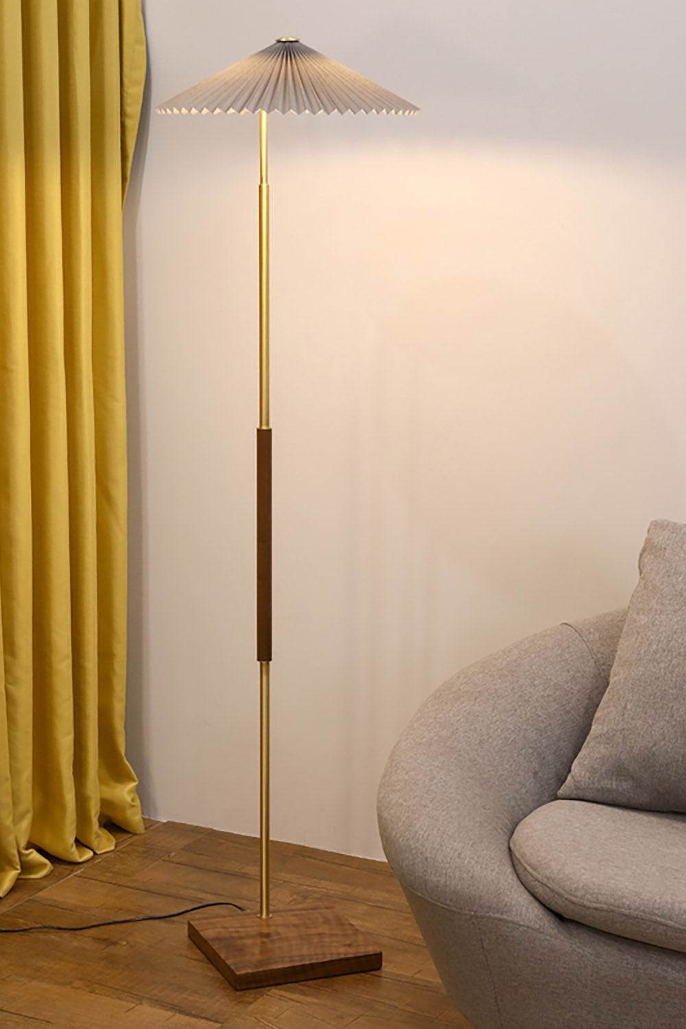 Walnut Brass Floor Lamp - view 3 | morylighting