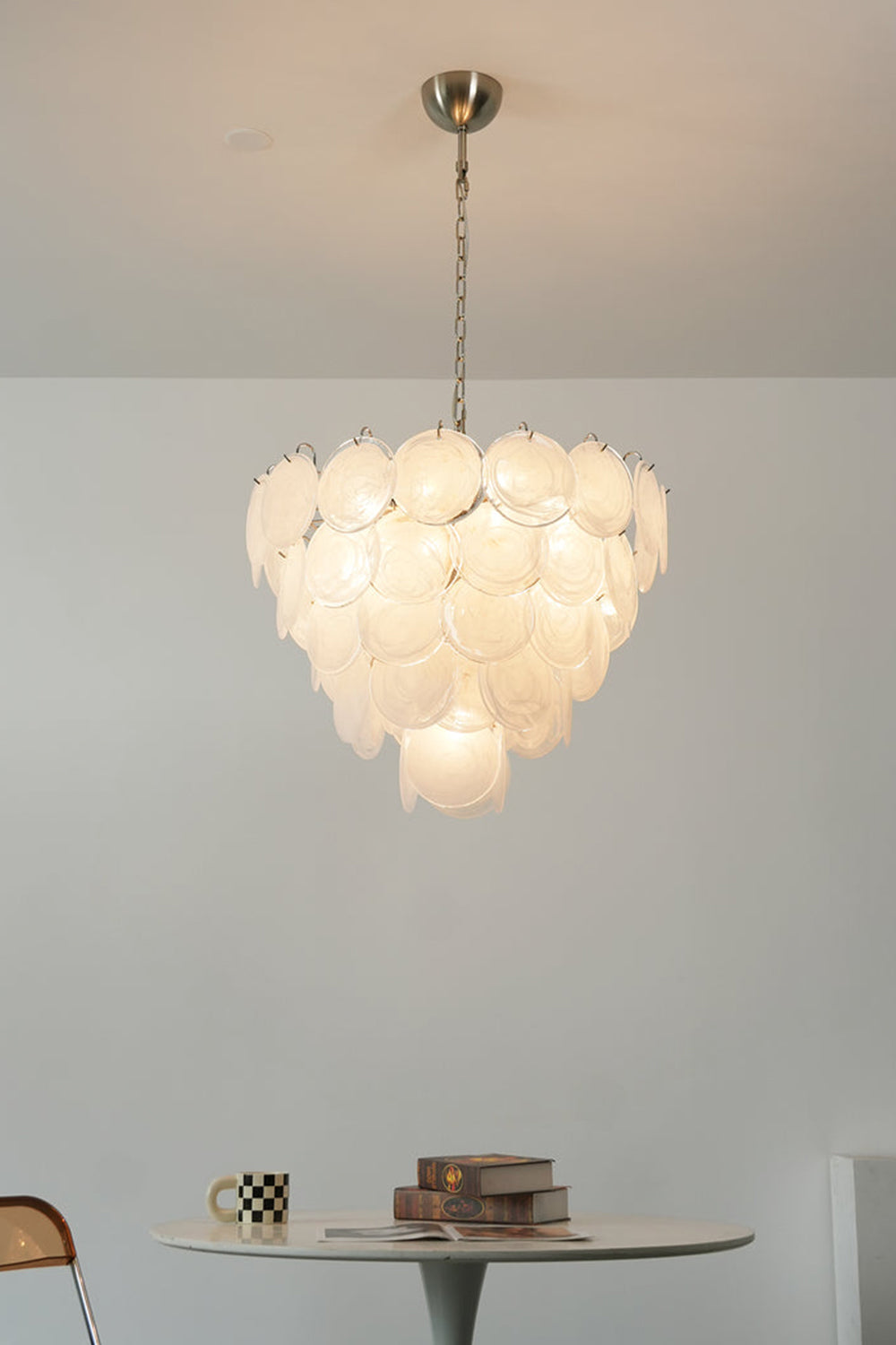 White Art Disc Glass Chandelier - view 3 | morylighting