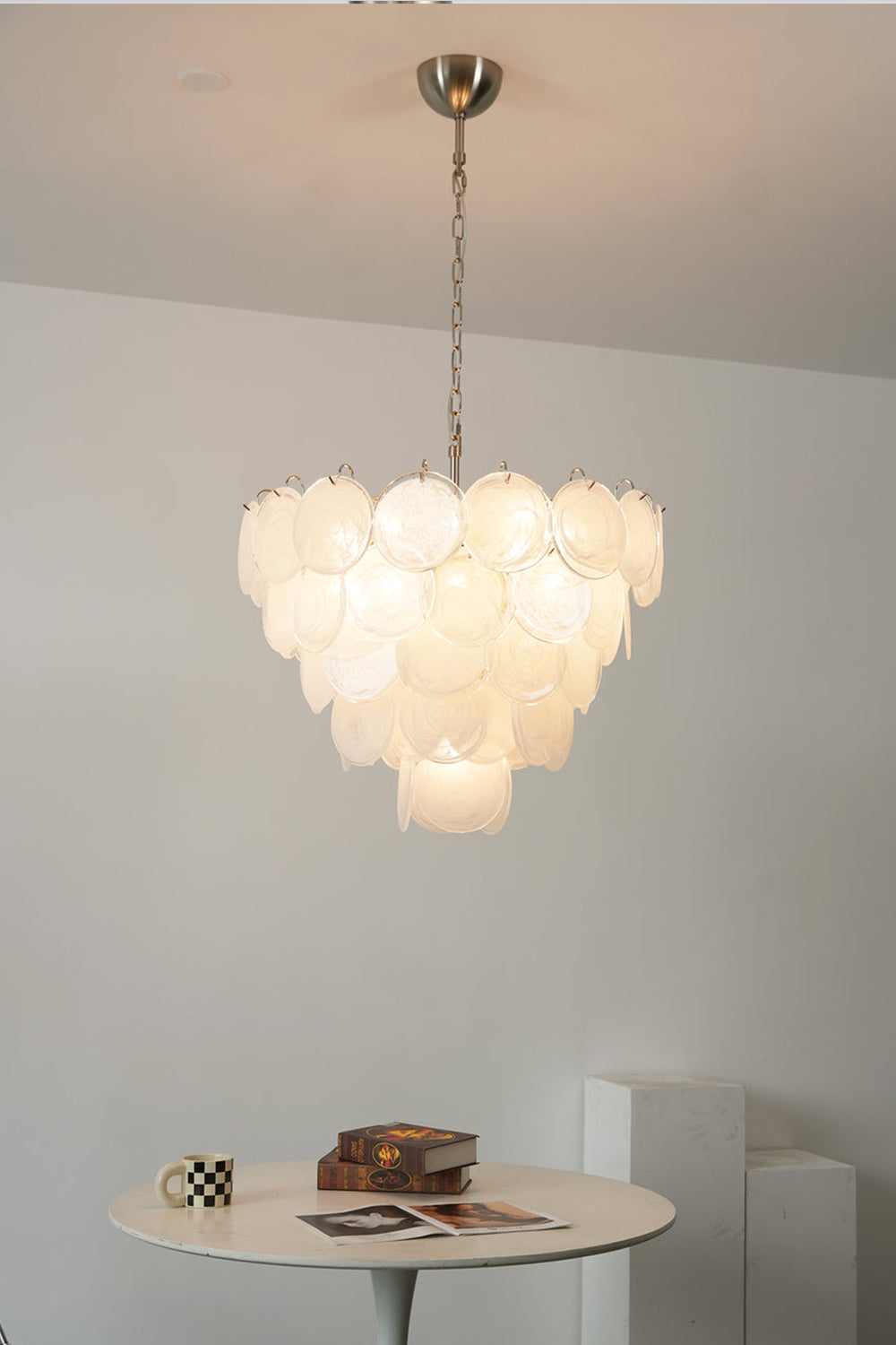 White Art Disc Glass Chandelier - view 2 | morylighting