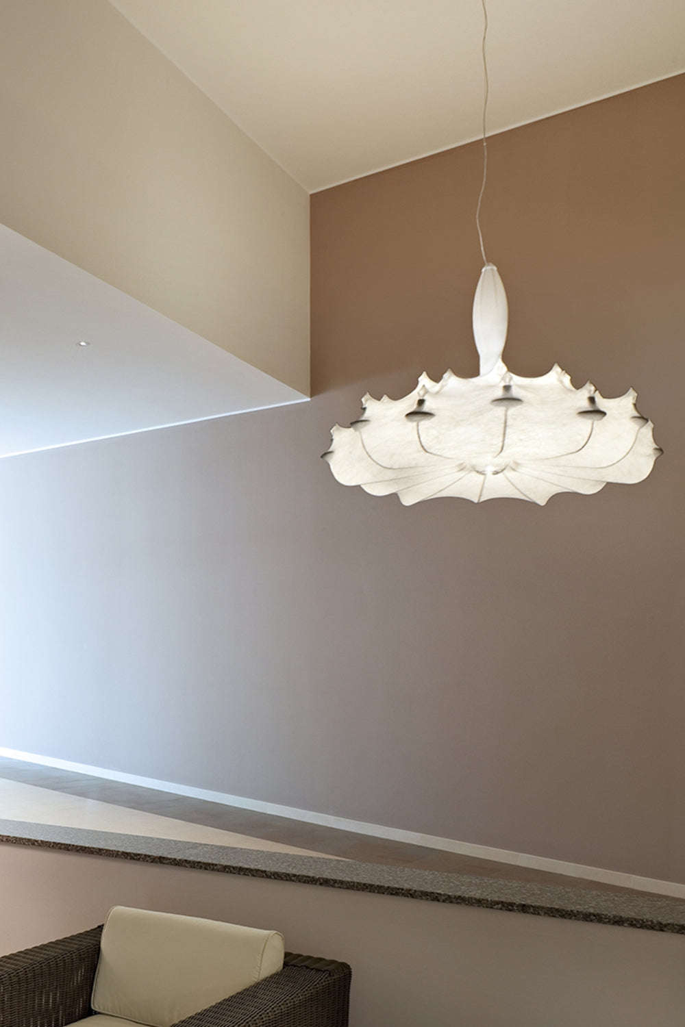 Zeppelin Chandelier - morylighting