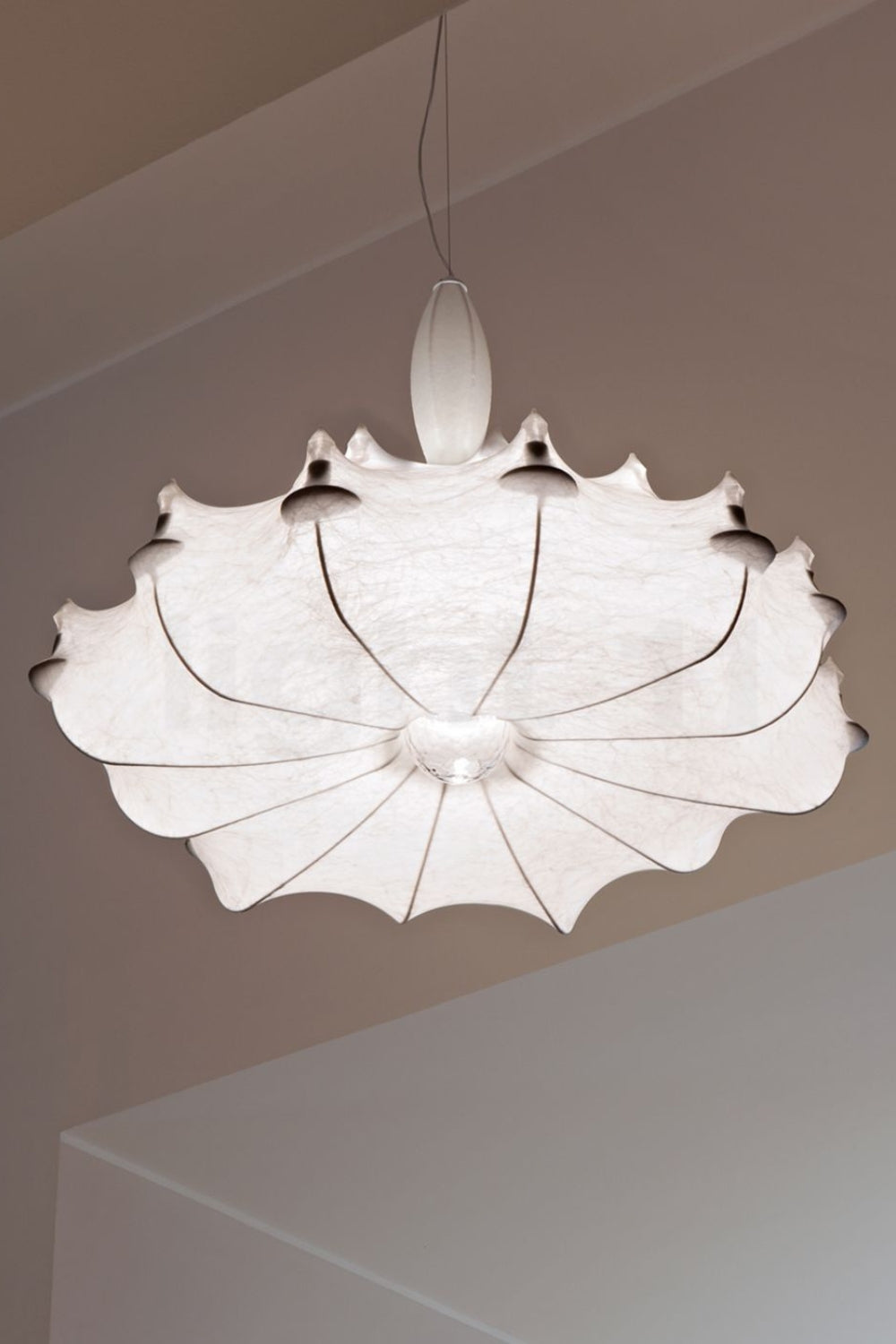 Zeppelin Chandelier - morylighting