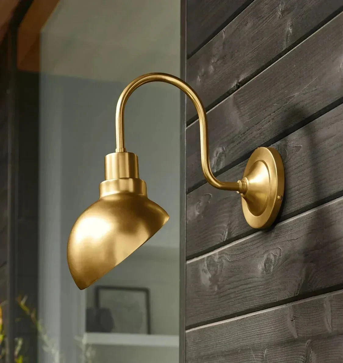 Art Regis Angled Sconce | Morylighting (5)