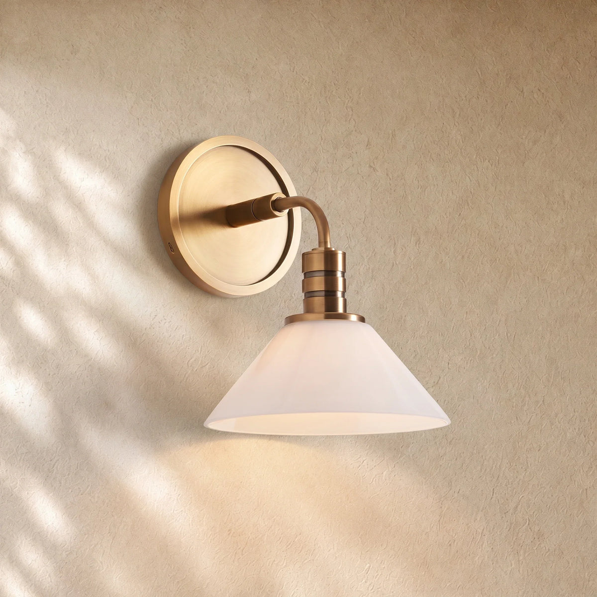 Theronm Sconce