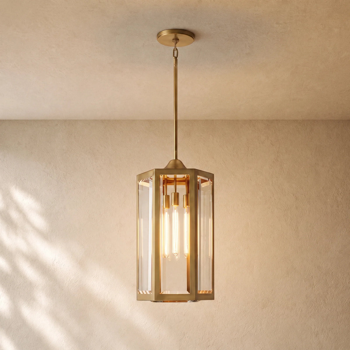 Chevalie Grand Pendant