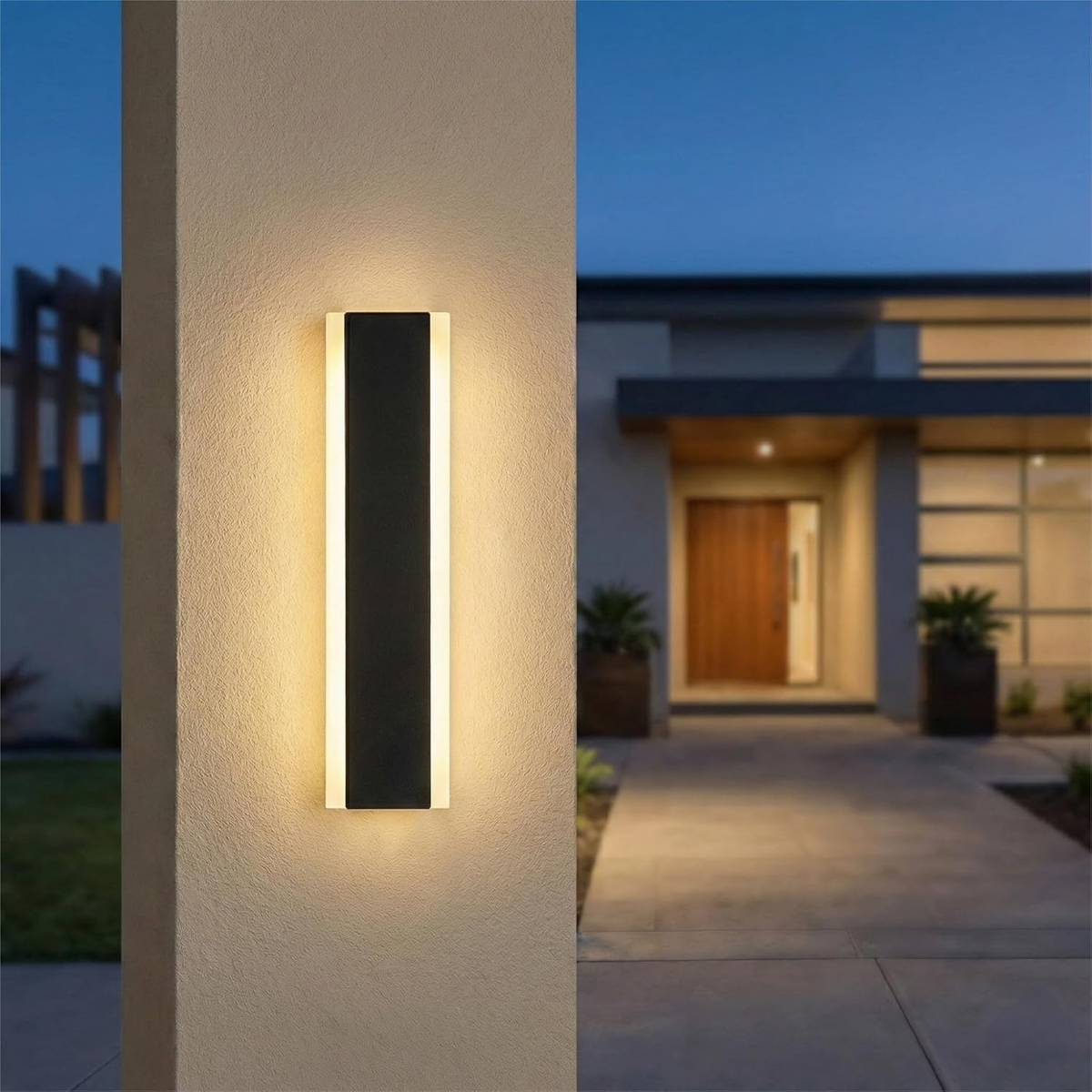 $800+ Purchase Gift | 3 Color Linear Outdoor Light