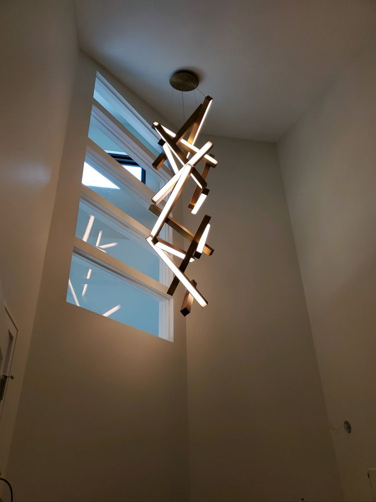 Modern Vertical Geometric Aluminum Chandelier for Staircase/Foyer/High-ceiling